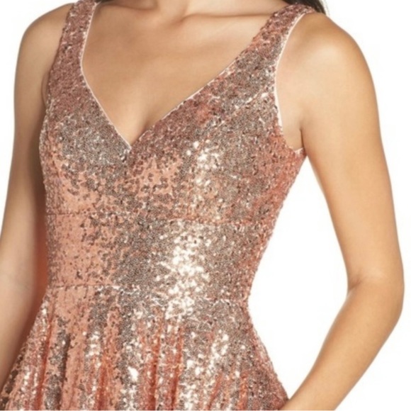 IEENA FOR MAC DUGGAL Double V-Neck Fit & Flare READ DESCRIPTION - Picture 2 of 3